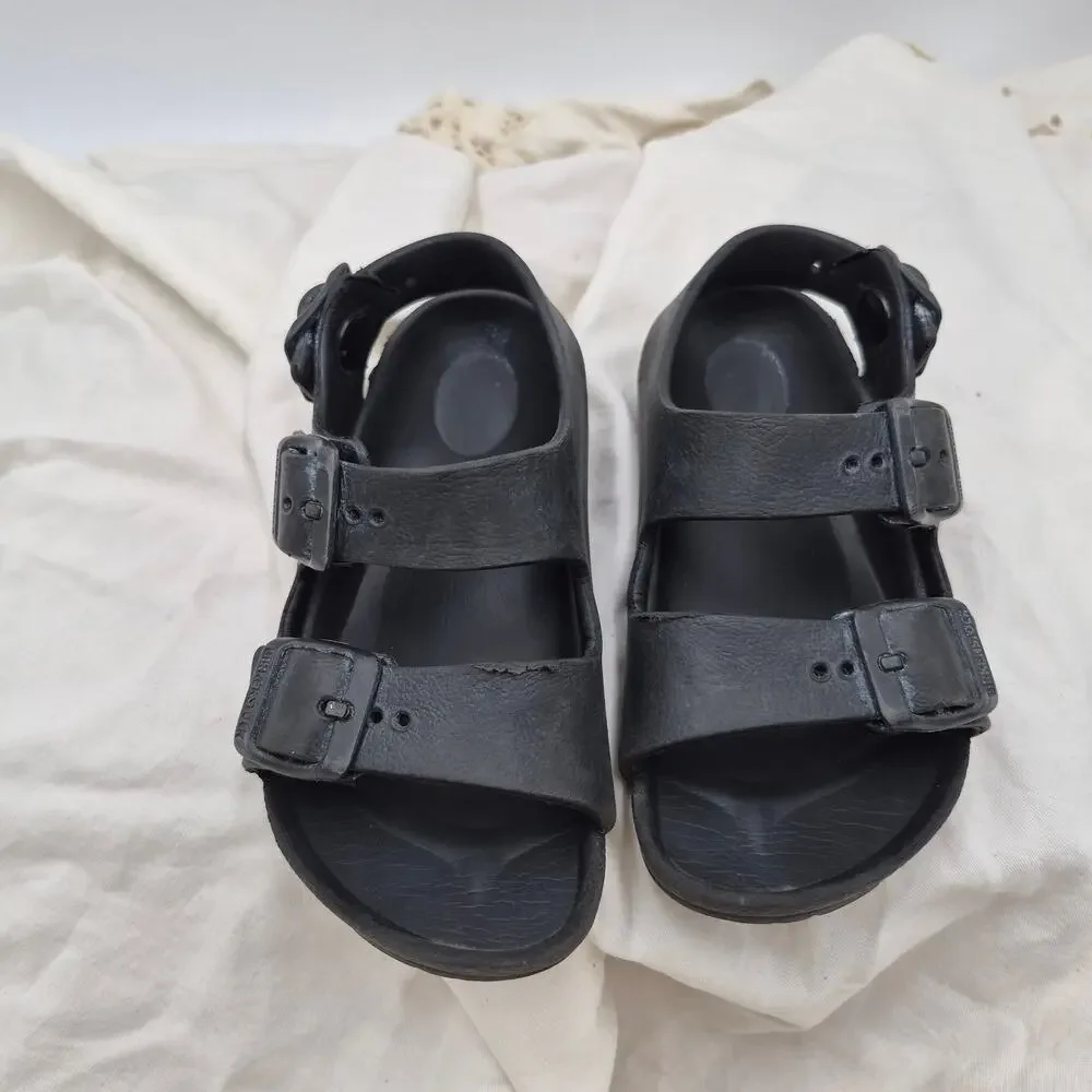 Birkenstock Milano Essentials Slide Sandal black Kids size 27 US 9-9.5